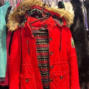 Vibrant Red Ski Jacket with Faux Fur Trim